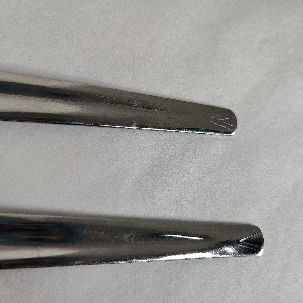 Enjoy Grapefruit Serrated Stainless Steel Spoons Lot Of 2 Made In China